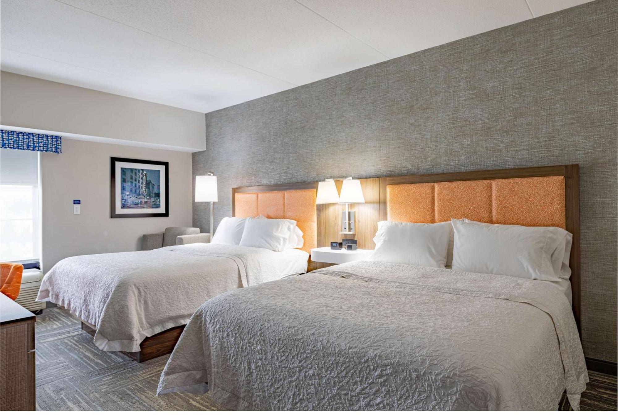 Hampton Inn & Suites Knoxville-Downtown מראה חיצוני תמונה