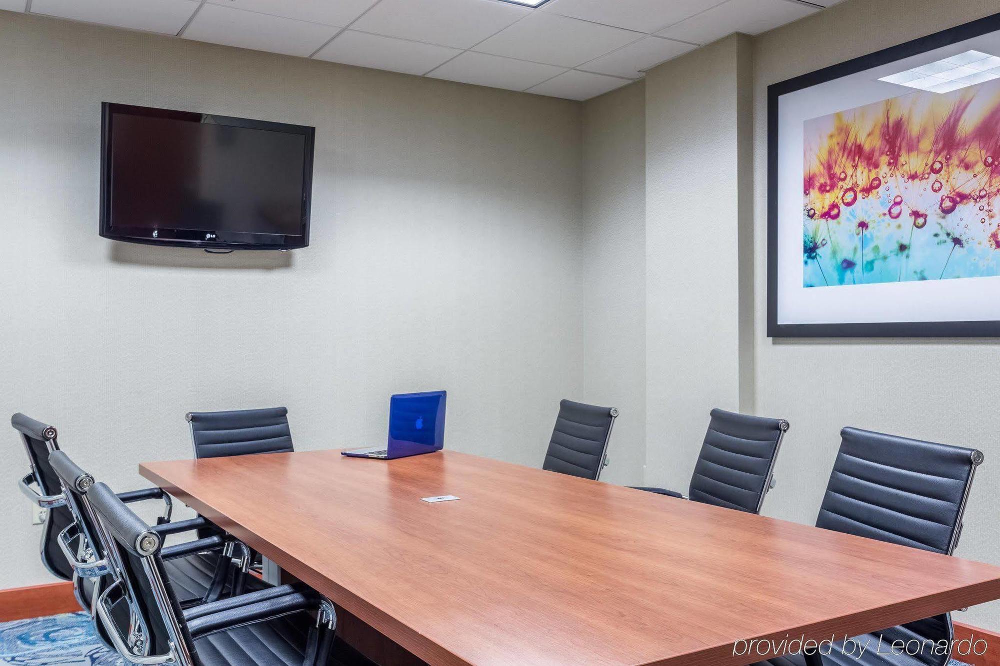 Hampton Inn & Suites Knoxville-Downtown מראה חיצוני תמונה