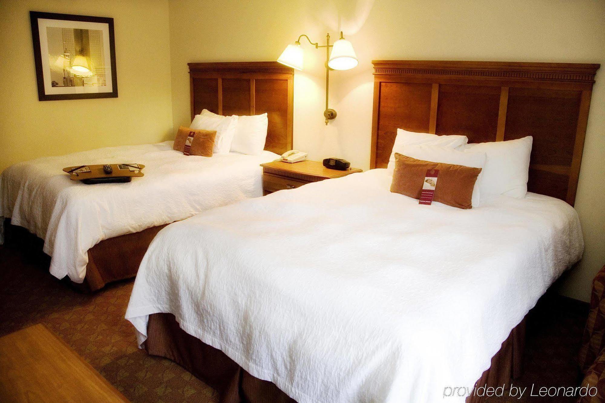 Hampton Inn & Suites Knoxville-Downtown מראה חיצוני תמונה