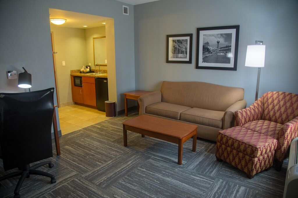Hampton Inn & Suites Knoxville-Downtown מראה חיצוני תמונה